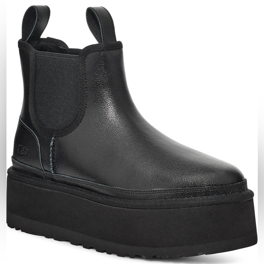 Ugg Neumel Platform Chelsea Boot Black Leather Size 8 US 0451